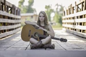 guitar 944261  480