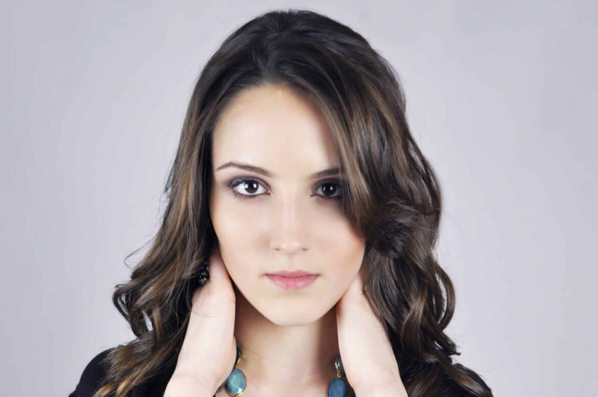 model female girl beautiful 51969 scaled