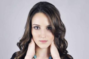 model female girl beautiful 51969 scaled