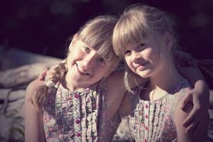 children 1545118  340