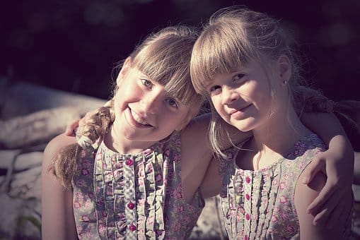 children 1545118  340